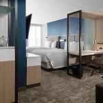 Springhill Suites Kansas City Airport