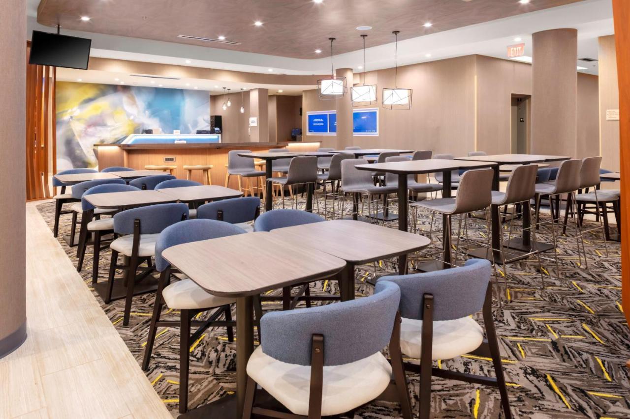 Springhill Kansas Airport Hotel Kansas City